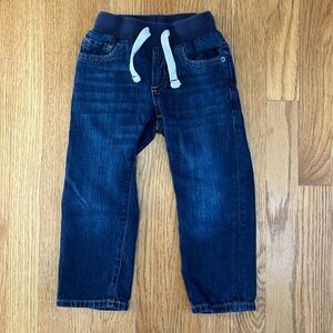 Gap Boys Dark Wash Relaxed Straight Legged fit. Pull on